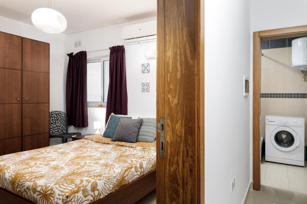 Hilltop Apartments - Stylish Comfort Living Close To The Sea, Bugibba St. Paul's Bay Exterior foto